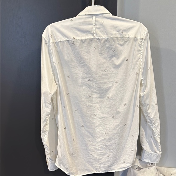 Banana Republic Luxe Poplin White Mens Button down with Plane design Slim Fit M - Picture 2 of 6